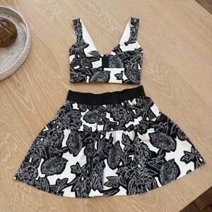 Express Monochrome Floral Skirt Set